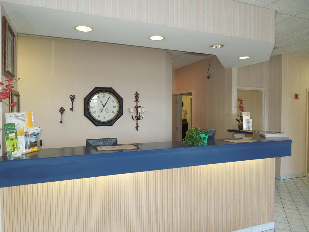 Knights Inn Elyria Kültér fotó